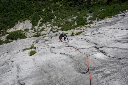 Unterer Spitzhüttenkopf, Karwendel, climbing, Peter Manhartsberger, Stephan Weckschmied - Peter Manhartsberger and Stephan Weckschmied establishing their new climbs on Unterer Spitzhüttenkopf, Karwendel, Austria