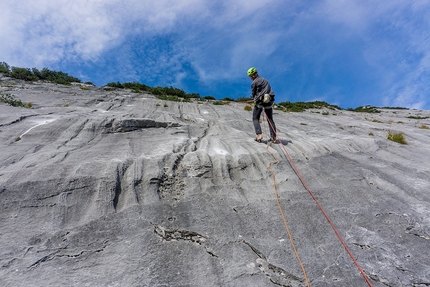 Unterer Spitzhüttenkopf, Karwendel, climbing, Peter Manhartsberger, Stephan Weckschmied - Peter Manhartsberger and Stephan Weckschmied establishing their new climbs on Unterer Spitzhüttenkopf, Karwendel, Austria