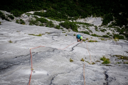 Unterer Spitzhüttenkopf, Karwendel, climbing, Peter Manhartsberger, Stephan Weckschmied - Peter Manhartsberger and Stephan Weckschmied establishing their new climbs on Unterer Spitzhüttenkopf, Karwendel, Austria