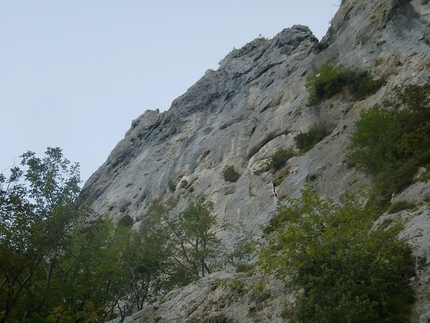 Monte Croce, Alpi Apuane, Alberto Benassi, Alessandro Rossi - Monte Croce, Alpi Apuane: Alberto Benassi, Alessandro Rossi durante l'apertura di E se fossero stati gli alieni...?