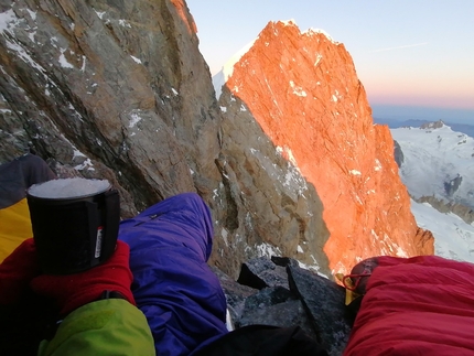 Grandes Jorasses, Via Cassin, Dario Bertoletti, Diego Manini, Luca Masarati - Via Cassin Grandes Jorasses: sveglia con vista Whymper