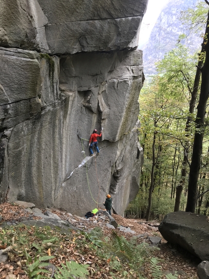 James Pearson, Cadarese, Tribe - James Pearson making the second ascent of Tribe at Cadarese, Italy on 21/10/2020