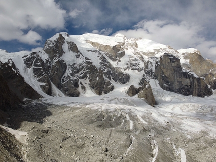 K6 Central, Pakistan, Priti Wright, Jeff Wright - K6 Central in Pakistan first climbed by Priti Wright and Jeff Wright on 09/10/2020