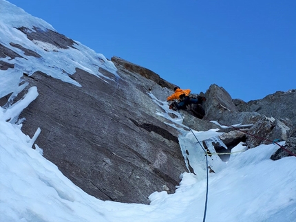 Sagzahn Verschneidung, Valsertal, Martin Feistl, David Bruder - Martin Feistl making the first repeat of Sagzahnverschneidung in the Valsertal, Austria with David Bruder on 07/11/2020. The route was established in 2018 by David Lama and Peter Mühlberger.