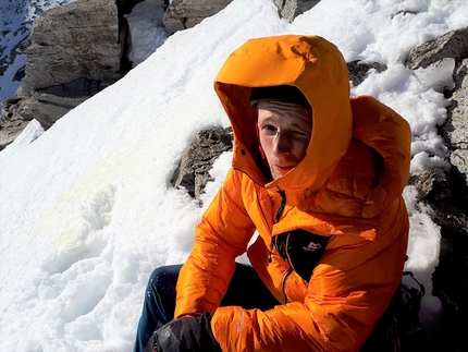 Sagzahn Verschneidung, Valsertal, Martin Feistl, David Bruder - Martin Feistl durante la prima ripetizione di Sagzahnverschneidung in Valsertal, Austria