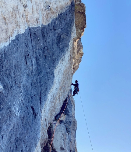 Rock climbing Urlkopf, Austria, Alexander Huber, Guido Unterwurzacher - Alexander Huber and Guido Unterwurzacher making the first free ascent of Magellan on Urlkopf in Austria