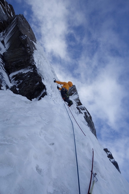 Sagwand, Valsertal, Austria, Martin Feistl, Sven Brand - Martin Feistl e Sven Brand su 24 hours of freedom sulla nord di Sagwand, Valsertal, Austria (11/2020)