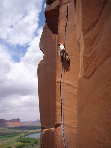 Utah sandstone rock climbing possibly at risk