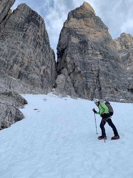 Campanile Basso e il Canalone Ovest nelle Dolomiti di Brenta