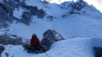 Monte Nero di Presanella, Illogika, Francesco Rigon, Santiago Padrós - Monte Nero di Presanella: Santiago Padrós sull'8° tiro della via Illogika,