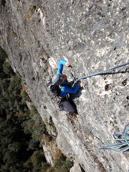 Parete San Paolo, Valle del Sarca, Matteo Rivadossi, Silvio Fieschi - Medusa alla Parete di San Paolo (Arco, Valle del Sarca): Simone Monecchi su L2