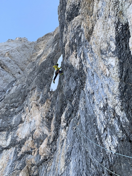 Manuel Baumgartner, Simon Kehrer climb new ice in the Dolomites