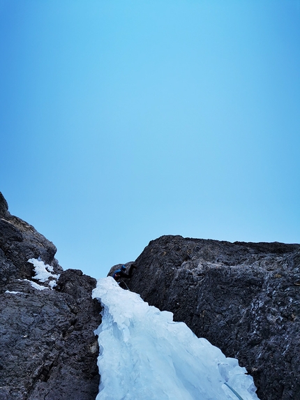 Sass dle Diesc, Sasso delle Dieci, Fanes, Dolomiti, Manuel Baumgartner, Simon Kehrer - Manuel Baumgartner e Simon Kehrer su Aurona, Sas dle Diesc (Sasso delle Dieci), Fanes, Dolomiti (28/11/2020)