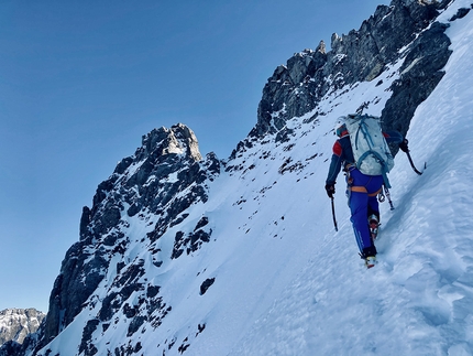 Gross Ruchen, Switzerland, Dani Arnold, Roger Schäli - Dani Arnold and Roger Schäli establishing Egidius up the North Face of Gross Ruchen in Switzerland (21/11/2020)