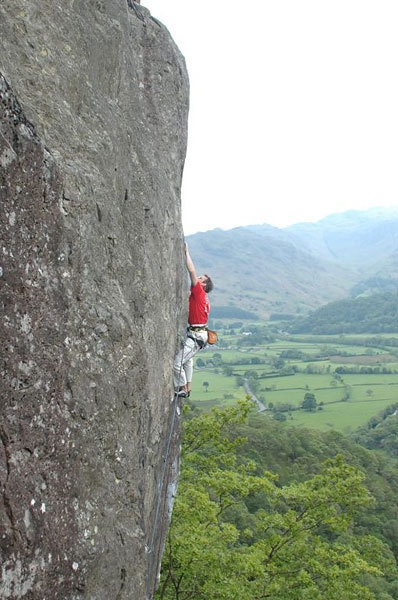 Lake District UK - Bowderstone - De Quincy E7 6b