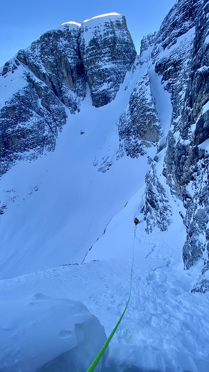 Phoenix, Monte Popera, Dolomites, Simon Gietl, Andrea Oberbacher - Establishing Phoenix on Monte Popera in the Sexten Dolomites (Simon Gietl, Andrea Oberbacher 27/12/2020)