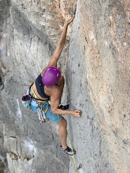 Leonidio, Arcadia, Aris Theodoropoulos - Climbing at the new crag Arcadia close to Leonidio in Greece