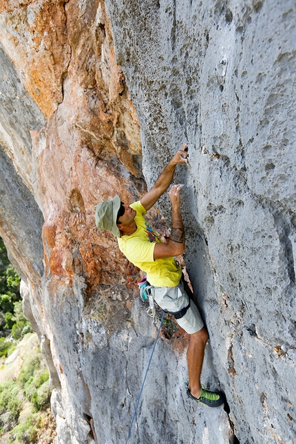 Leonidio, Arcadia, Aris Theodoropoulos - Kostas Grafanakis climbing Neverland Ext 6c at Arcadia close to Leonidio in Greece