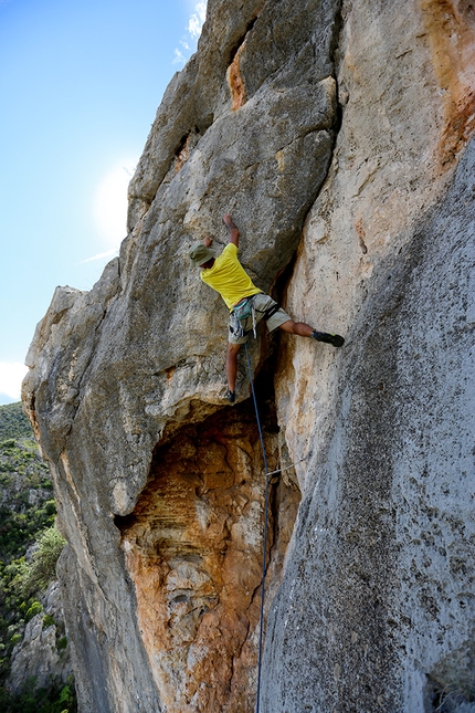 Leonidio, Arcadia, Aris Theodoropoulos - Kostas Grafanakis climbing Neverland Ext 6c at Arcadia close to Leonidio in Greece