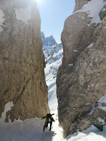 Cima Ambrizzola, Dolomites - Cima Ambrizzola (Croda da Lago), Dolomites (Francesco Vascellari, Loris De Barba 01/02/2020)