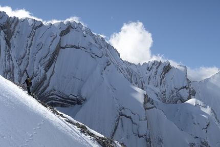 Croda de Marchi, Marmarole, Dolomiti - Descent of the west face of Croda de Marchi Sud in the Marmarole group of the Dolomites (Davide D’Alpaos, Loris De Barba, Francesco Vascellari, 05/05/2020)