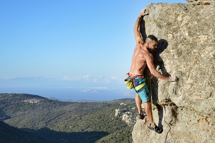 Monte Tuvu, Sardinia - Marco-Corda climbing I Mistici dell'Occidente (6b), Monte Tuvu, Sardinia