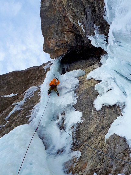 Karwendel, David Bruder, Martin Feistl - David Bruder and Martin Feistl making the first ascent of Stalingrad between Grubenkarspitze (2663m) and Plattenspitze (2492m) in the Karwendel massif in Austria.