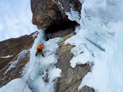 Karwendel, David Bruder, Martin Feistl - David Bruder and Martin Feistl making the first ascent of Stalingrad between Grubenkarspitze (2663m) and Plattenspitze (2492m) in the Karwendel massif in Austria.