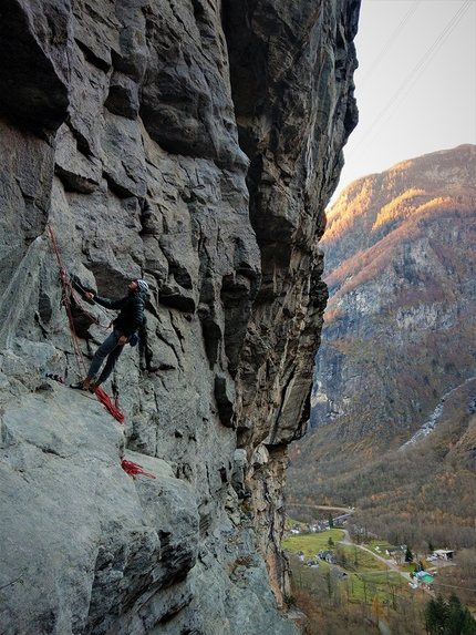 Val Bavona, Alexandra Schweikart, Christopher Igel - Early morning start up Space Force in Val Bavona, Switzerland