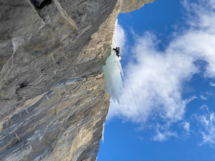 Narsil di Simon Chatelan e Nicolas Jaquet alla Breitwangflue, Kandersteg