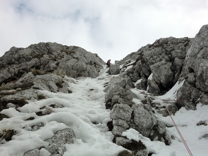 Cimon di Palantina, Gruppo Col Nudo - Cavallo, Dolomiti - Questo Gioco Di Fantasmi, primi salitori: Barry Bona e Peter Moser (Cimon di Palantina 2190m, Gruppo Col Nudo - Cavallo)