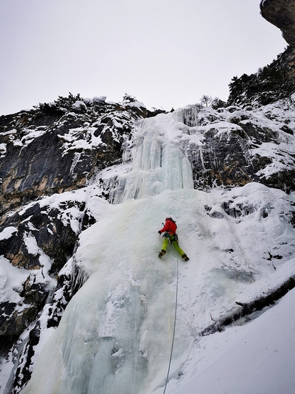Dolomites Nasswand reveals its Surprise to Martin and Manuel Baumgartner
