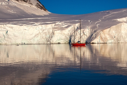 Antartide, Gianluca Cavalli, Manrico Dell'Agnola e Marcello Sanguineti - Alla scoperta dell'Antartide con la piccola imbarcazione Ice Bird