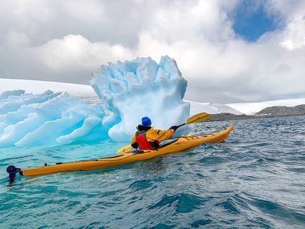 Antarctica, Gianluca Cavalli, Manrico Dell'Agnola, Marcello Sanguineti - Canoeing in the Antarctic, with Gianluca Cavalli, Manrico Dell'Agnola and Marcello Sanguineti