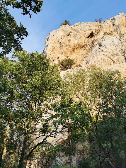 Pietro Radassao, Rocca di Oratino, Ultra Istinto - La Rocca di Oratino, Molise dove corre la via Ultra Istinto di Pietro Radassao