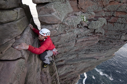 Banff Mountain Film Festival World Tour - Climbing Blind di Alastair Lee con Jesse Dufton e Molly Dufton