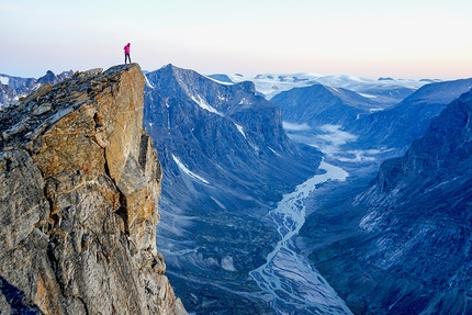 Banff Mountain Film Festival World Tour - Ocean to Asgard di Heather Mosher. Con Jacob Cook, Brownwyn Hodgins, Thor Stewart, Zach Goldberg Poch