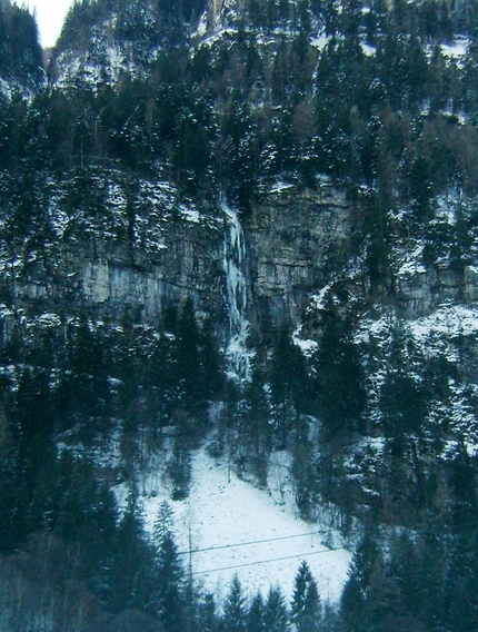 Val Daone, cascate di ghiaccio  - Valle di Daone: il settore Futura in ottime condizioni visto della Locanda alla Paia