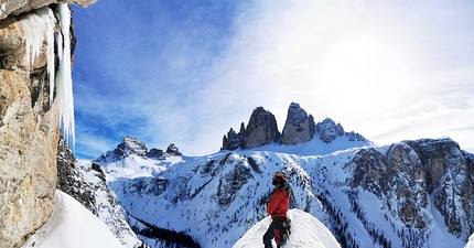 Due spettacolari cascate di ghiaccio in Val Rienza di fronte alle Tre Cime di Lavaredo