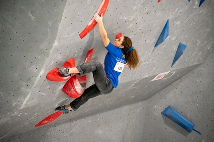 A Giorgia Tesio e Filip Schenk la prima tappa di Coppa Italia Boulder 2021