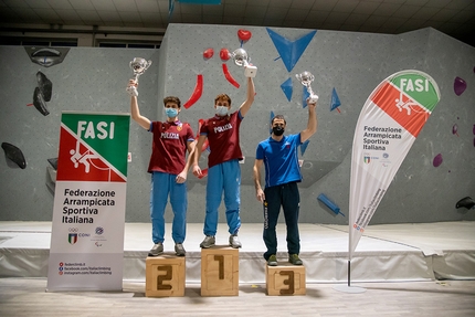 Coppa Italia Boulder 2021 - 2. Davide Marco Colombo 1. Filip Schenk 3. Marcello Bombardi a Cuneo, Coppa Italia Boulder 2021