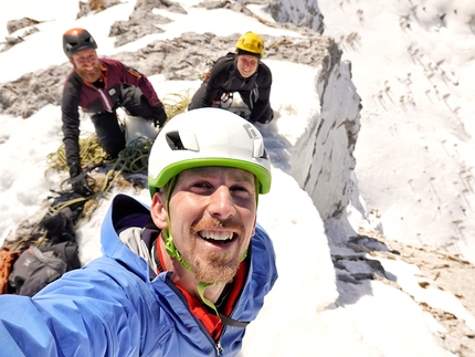 Cimon di Palantina, Alpago, Matteo Pilon, Florian Faessler, Rostyslav Shevchenko - Matteo Pilon, Florian Faessler e Rostyslav Shevchenko durante l'apertura di L'insostenibile leggerezza dell’essere sulla parete nord di Cimon di Palantina in Alpago il 21/02/2021