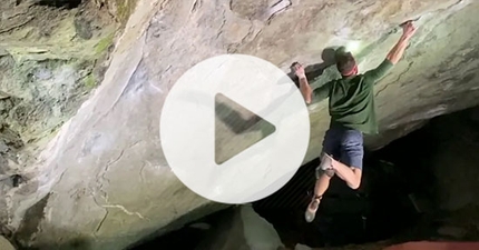 Watch Elias Iagnemma climbing Gioia at night