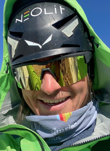 Simon Gietl, Mittelpfeiler, Heiligkreuzkofel, Sass dla Crusc, Dolomites - Simon Gietl on the summit of Heiligkreuzkofel / Sass dla Crusc in the Dolomites on 25/02/2021 after having made his solo winter ascent of Mittelpfeiler