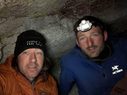 Half Dome, Yosemite, Zach Milligan, Jason Torlano - Jason Torlano e Zach Milligan al bivacco su Half Dome, Yosemite