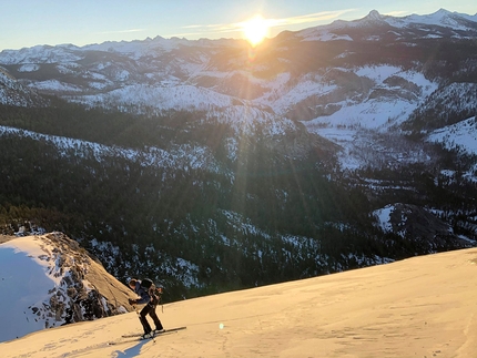 Half Dome, Yosemite, Zach Milligan, Jason Torlano - Zach Milligan skiing Half Dome in Yosemite