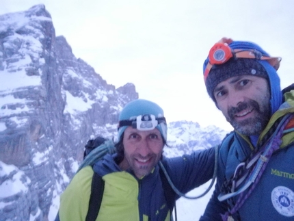 Civetta, Dolomiti, Torre d’Alleghe, Nicola Tondini, Lorenzo D'Addario - Lorenzo D'Addario e Nicola Tondini durante la prima invernale di Dulcis in fundo alla Torre d’Alleghe in Civetta, Dolomiti il 03/03/2021