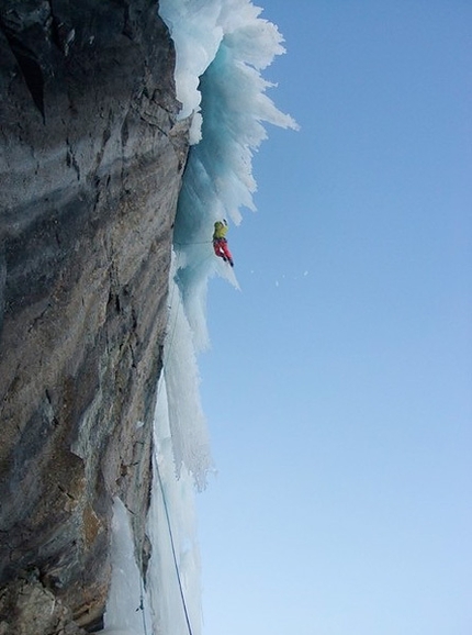 Eisföhnig, new ice climb on the Renkfälle, Austria by Benedikt Purner