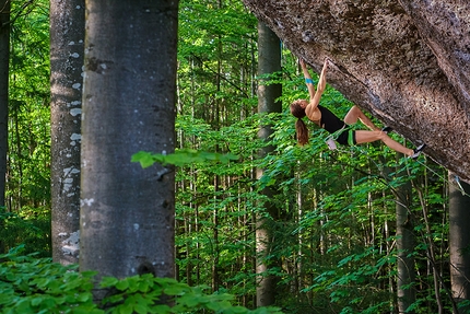 Melissa Le Nevé Action Directe  - Melissa Le Nevé su Action Directe nel Frankenjura, Germania