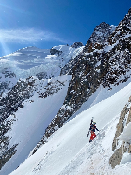 Tête Carrée, Mont Blanc, Paul Bonhomme, Vivian Bruchez - Paul Bonhomme and Vivian Bruchez skiing 'La Testa tra le stelle' on the SE Face of Tête Carrée in the Mont Blanc massif